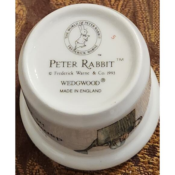 Peter Rabbit 4 Piece China Set Beatrice Potter from Wedgewood England 1992 - Picture 5 of 10